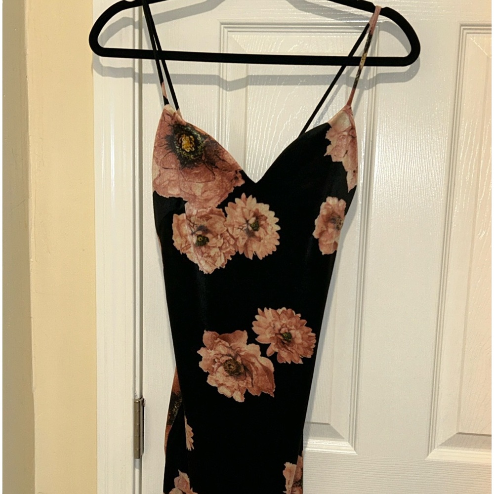 Strappy Summer Dress Women’s Black Pink Floral Olive Tree Size Medium